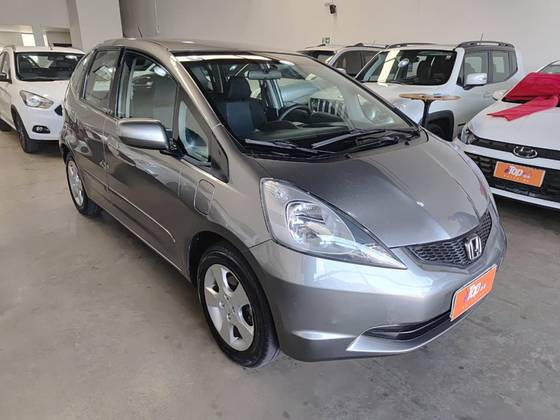 HONDA FIT 1.4 LX 16V FLEX 4P MANUAL HONDA FIT 1.4 LX 16V FLEX 4P MANUAL